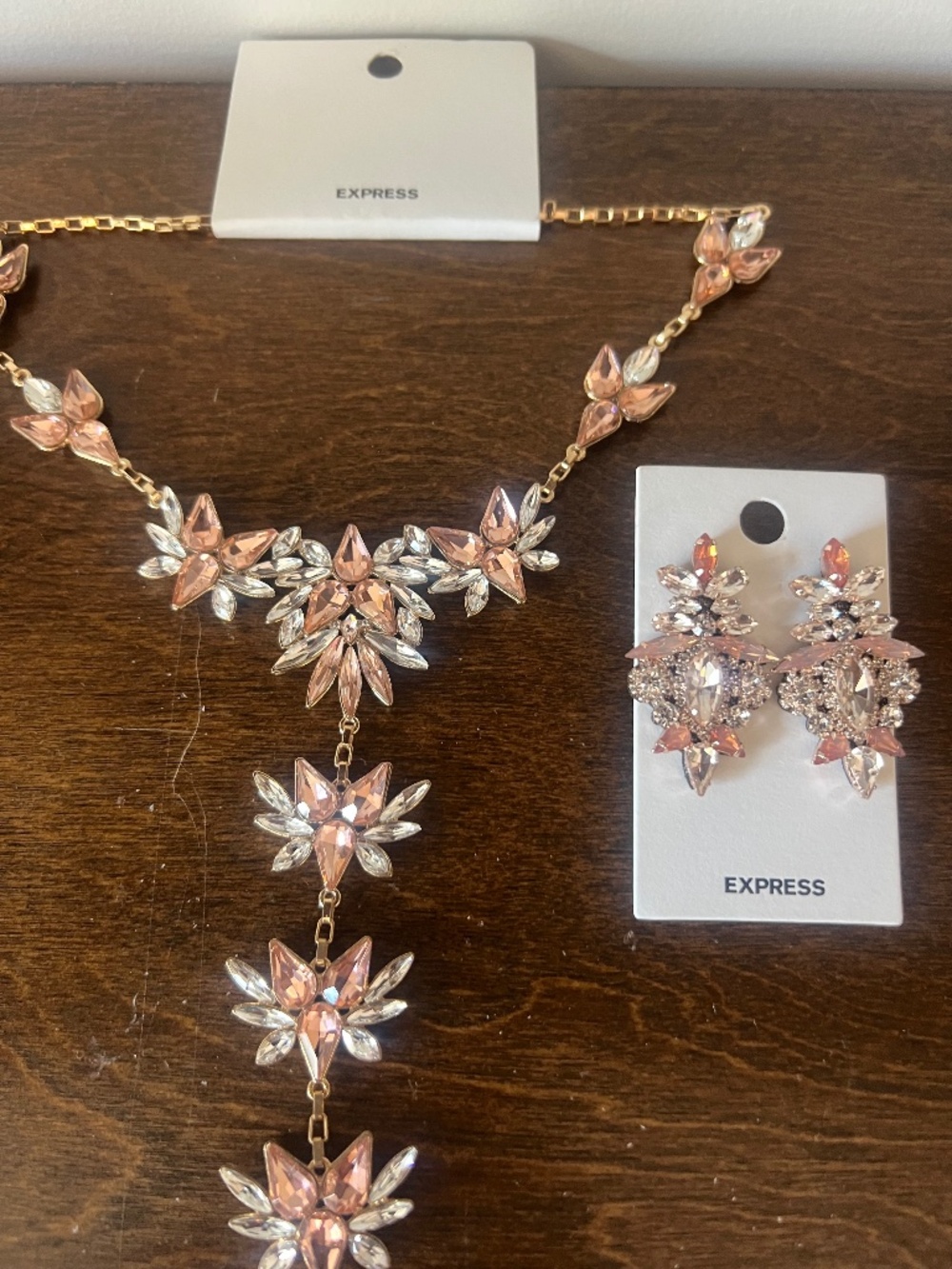 Necklace & Earrings
